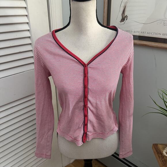 clothes Shirt Womens Medium Red White Striped Button Front V-Neck Retro Preppy - Picture 1 of 12